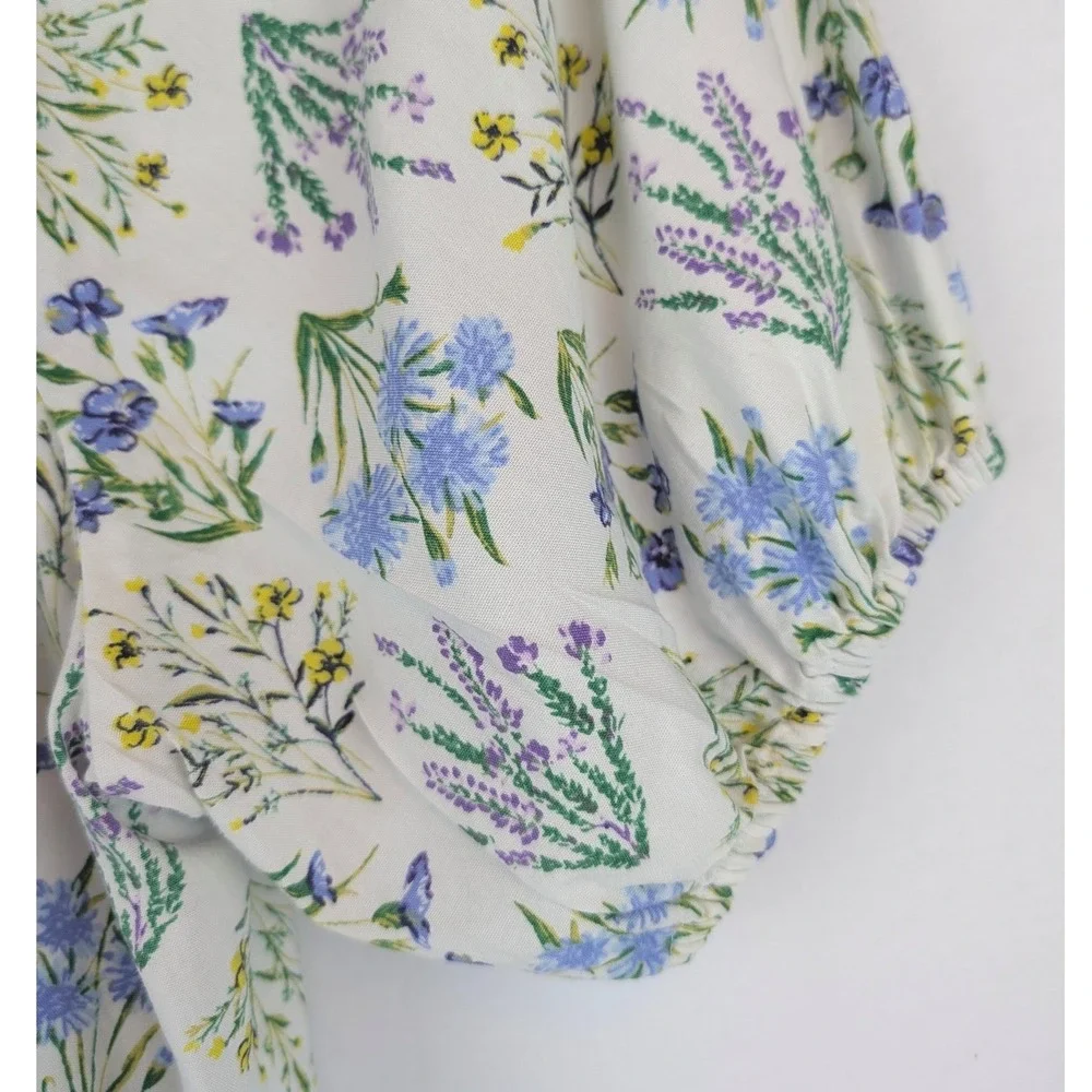 LOFT Blue Floral Dobby Stripe Smocked Puff‎ Sleeve Blouse Top Medium Bundle of 2